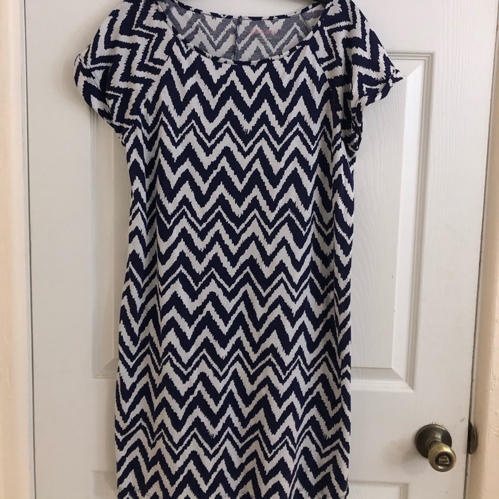 Lilly Pulitzer thin bathing suit cover up